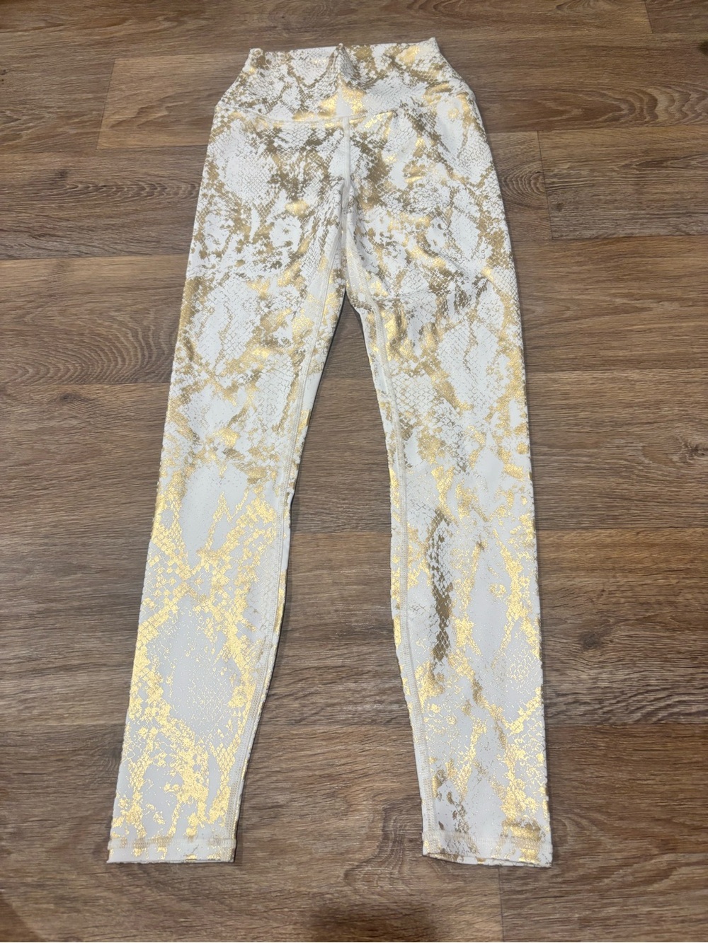 Carbon38 Metallic Snake Leggings S White Gold Foil High Rise Python Activewear